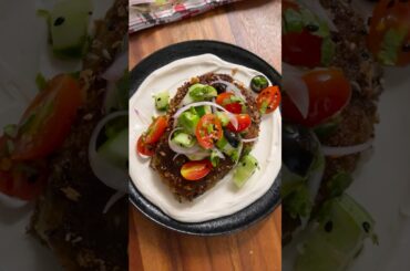 Salad recipes for weight loss -Crispy eggplant salad with tahini yogurt sauce - dinner salad recipes