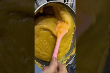 #short,Gujrathi Puran poli | chana Dal & Jaggery Puran Poli | How to make Puran poli | Holi Special