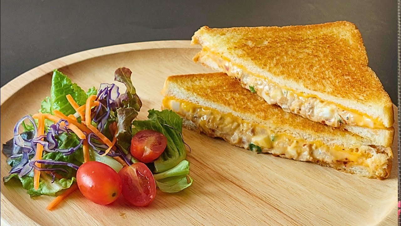 Easy Bread sandwich Recipe| Healthy Tuna & Egg Grilled Cheese| Delicious Breakfast Recipe Easy Bread sandwich Recipe| Healthy Tuna & Egg Grilled Cheese| Delicious Breakfast Recipe
