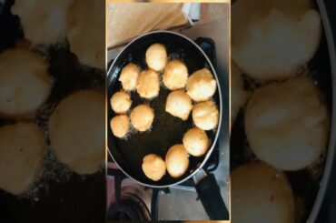 Mash daal Baray Recipe | Karachi famous Dahi Baray Recipe