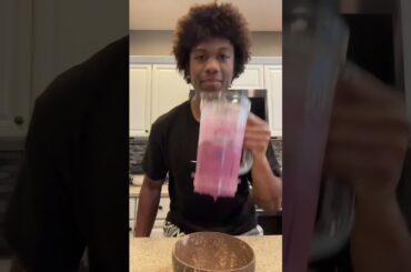 the thiccest smoothie you’ll see today.