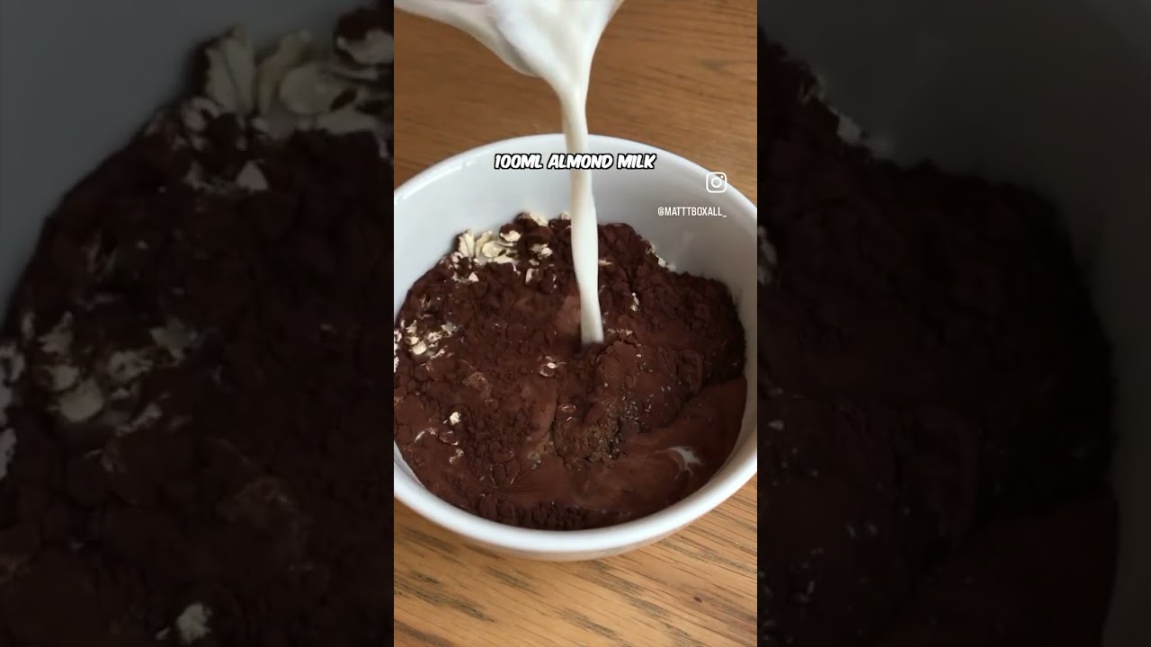 Low calorie chocolate overnight oats @ Instagram matttboxall_ Low calorie chocolate overnight oats @ Instagram matttboxall_