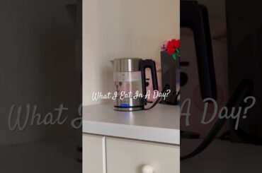 What I Eat In A Day ft Healthy Version.