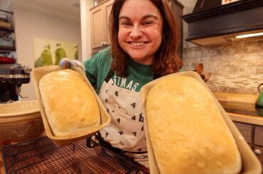 The BEST Homemade Sandwich Bread Recipe