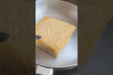 Ya Itna VIRAL  KYU  Ho Gaya??#ytshorts #trending #shorts #bread #bread recipe #yts #vairalvideo #fun