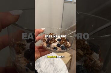 HIGH PROTEIN overnight oats #soccer #soccergirl #athlete #healthyrecipes #athletenutrition