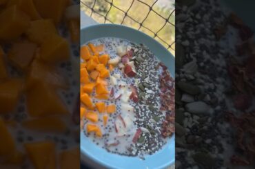 Chia seeds pudding #healthylifestyle #weightloss #shortsvideo #recipe #chiaseeds #iampoojabatla