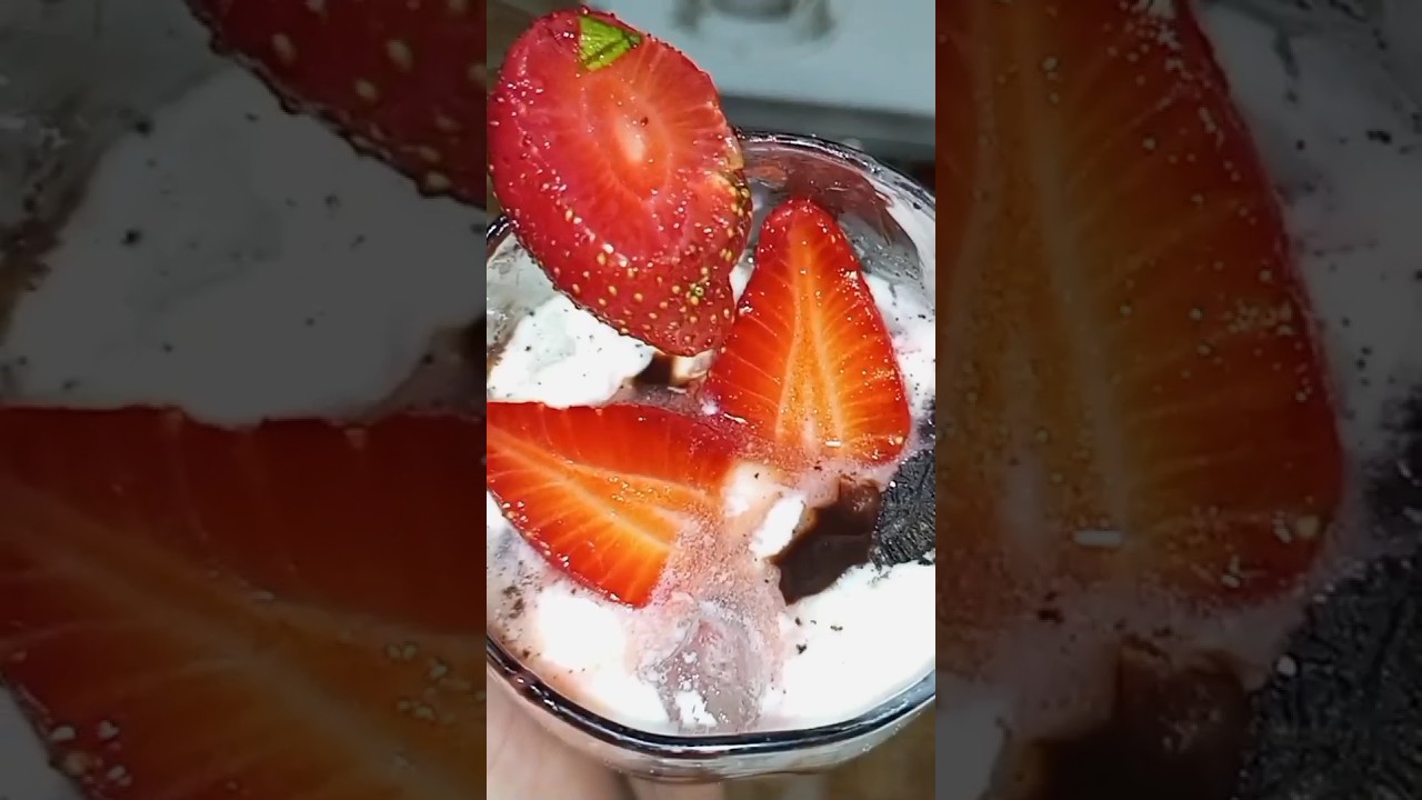 strawberry chocolate shake#food #cooking#recipe #vairal #tranding #shorts #vairalvideo #vairalshort strawberry chocolate shake#food #cooking#recipe #vairal #tranding #shorts #vairalvideo #vairalshort