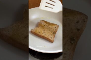 Roti Gandum dan Omelet Bayam || Ide Sarapan Praktis dan Sehat