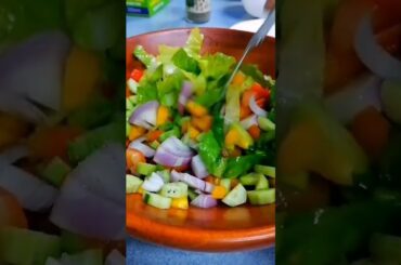 HEALTHY SALAD FOR HEALTHY LIFESTYLE || QUICK AND EASY SALAD RECIPE || LEAH BLANCA COOKING VLOG