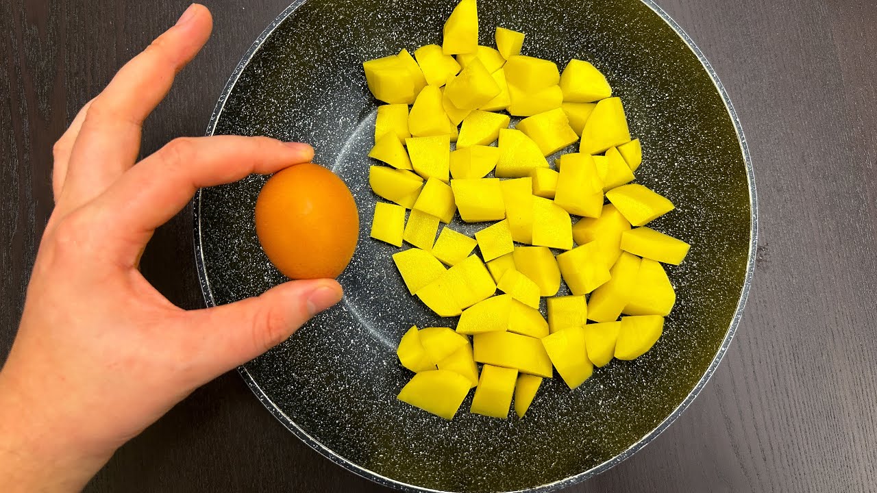 Just Add Eggs With Potatoes Its So Delicious! Simple Healthy Breakfast Recipe Just Add Eggs With Potatoes Its So Delicious! Simple Healthy Breakfast Recipe