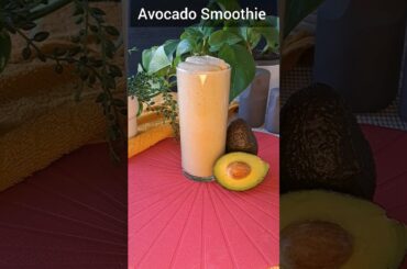 Healthy Avocado Smoothie / No Sugar #trendingshorts #viral #healthyrecipes #breakfast #shortsvideo