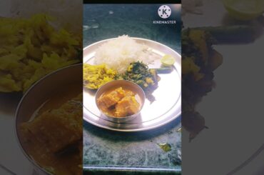 Healthy Thali Idea || Sunday Lunch Thali || Veg Thali || Healthy Food #shorts #tumpakirasoi #viral