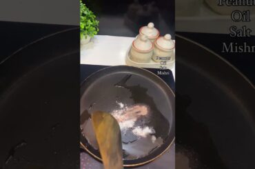 5 min healthy snacks #roastedpeanuts #recipe #healthysnacks #youtubeshorts #shorts