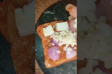 #breadpizza #breadrecipes #food #youtube #viral_short #shortvideo #trendingshorts #healthy #recipe