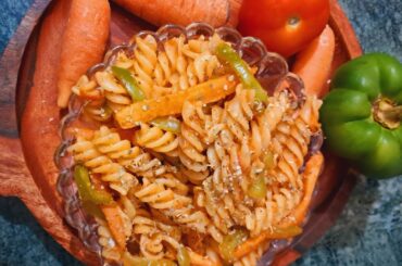 INSTANT RED SAUCE PASTA RECIPE | Perfect healthy snacks/starter/breakfast/tiffin/ halki bhukh recipe