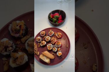 What I eat in a day; high protein meals to build lean muscle #whatieatinaday