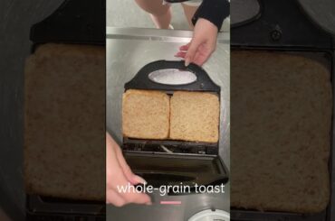 Healthy breakfast idea: toast with eggs and homemade tuna spread