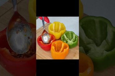 Delicious and healthy! I can't stop cooking this minced meat with peppers recipe.