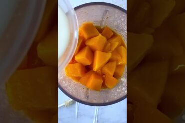 #healthy mango milkshake! #summer #summerdrink #youtubeshorts #viral #trending #tamil #easy