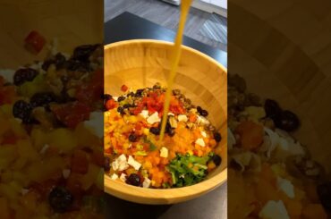 Healthy Quinoa Salad Recipe #weightloss#healthysalad#easy #lowcarb#trendingshorts#shortfeed#shortsyt