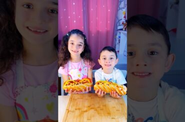 A recipe for a delicious and healthy hotdog prepared by children #shorts  #viral #recipe #children