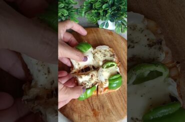 cheesy bread#youtubeshorts #trending#viral#shortvideo #viralvideo#ytshorts#food#healthy #food#shorts