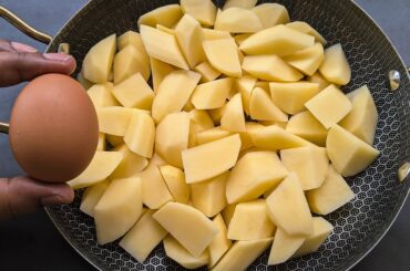 Just Add Eggs With Potatoes Its So Delicious/ Simple Healthy Breakfast Recipe/ Cheap & Tasty Snacks