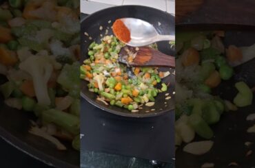 Chilli garlic fried rice recipe...#recipe #foodie #healthy #vegrecipe #snacks #easyrecipe