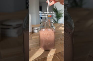 Papaya and strawberry smoothie #papaya #strawberry #smoothie #healthyfood #healthyrecipes #healthy
