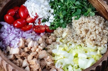 Delicious Quinoa Chicken Feta Salad | Easy Recipe | Quick Healthy Lunch Idea