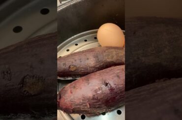 Easy skip  bread for #breakfast #steamed Purple Sweet Potato & #egg #satisfying #healthy #cooking
