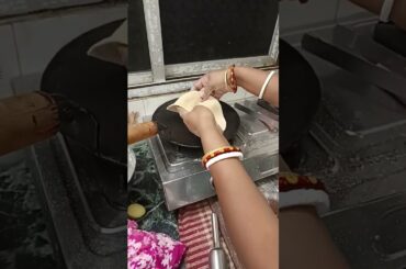 Chini wali Meethi roti #viral #ytshorts #trending #cooking #homemade #healthy #tastyfood #biharifood