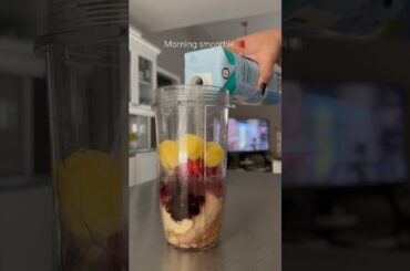 #morningsmoothie #smoothie #breakfastsmoothie #healthy #healthylifestyle #healthyrecipe #recipe