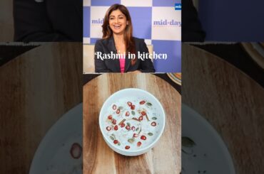 Shilpa Shetty's High Fiber Breakfast Recipe | Weight Loss Recipe #shorts #shilpashetty #food