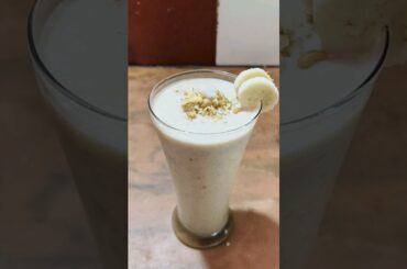 Oats Banana Smoothie || Easy Healthy Breakfast Recipes || #shorts #shortvideo  #healthybreakfast