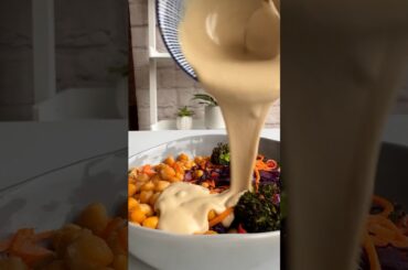 THE SECRET TO EATING HEALTHY IS A GOOD HOMEMADE DRESSING! Meal prep a few each week! Dairy-free