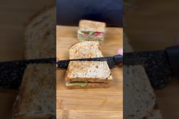 Classic deli-style   turkey sandwich #shortsviral #shorts #sandwich #healthybreakfast #fyp #viral