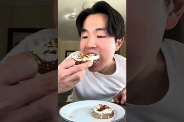 I can't stop eating eating cottage cheese toast #cottagecheese #toast #sandwichrecipe #easyrecipe