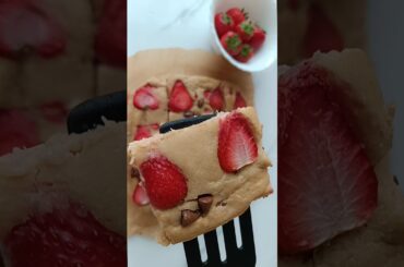 Easy Sheet Pan Pancake | Healthy Breakfast (Gluten Free)