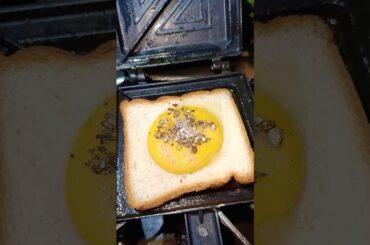 creative egg  bread sandwich ki recipe yummy tasty and healthy #food #recipe #breakfast
