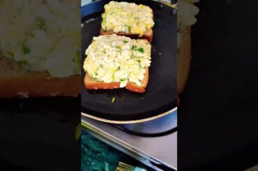 Today's breakfast healthy egg cheese sandwich #sandwich #recipe #shorts #viral #youtubeshorts #viral