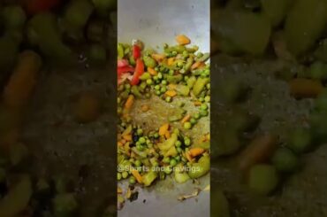 Bread Poha/ Healthy Breakfast recipe #breadpoha  #shortsandcravings #Poha #breakfast