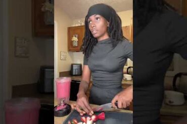 Lunch For My Kiddos #acai #acaibowl #quickandeasy #easyrecipe #healthyrecipes #goodforthebody #fyp