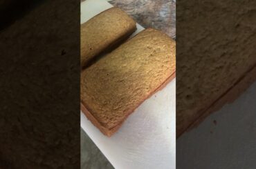 Quick healthy banana bread with oat flour..#bananabread #healthy #youtubeshorts #breadlover