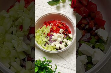 Train Wala Chana Chaat | Boiled Chana Salad #YouTubeShorts #Shorts #Viral #HealthySalad #WeightLoss