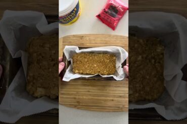 Low calorie chocolate peanut butter crunch bites