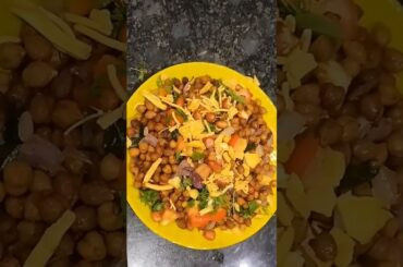 #kala chana chaat recipe , healthy and tasty kala chana chaat, #weightloss recipe, healthy breakfast