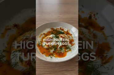 High protein Turkish eggs #healthyeating #breakfastideas #highprotein #healthyrecipes #proteinmeals