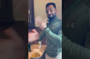 Low Calorie Samosa Recipe: 220 Calories, 10g Protein! Stay in Shape Year-Round